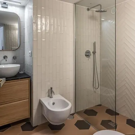 Apartment Cisterna 9 *
