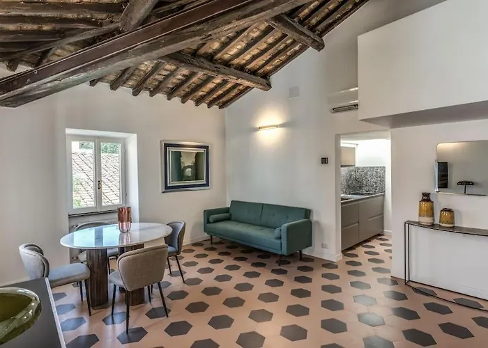 Cisterna 9 * Rome