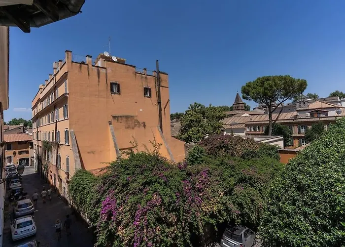 Appartement Cisterna 9 *