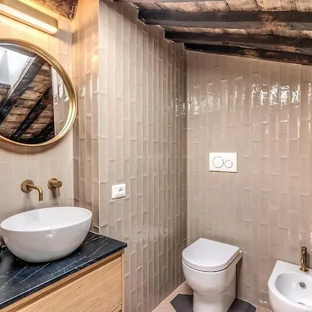 Apartment Cisterna 9 *