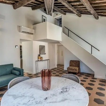 Apartment Cisterna 9